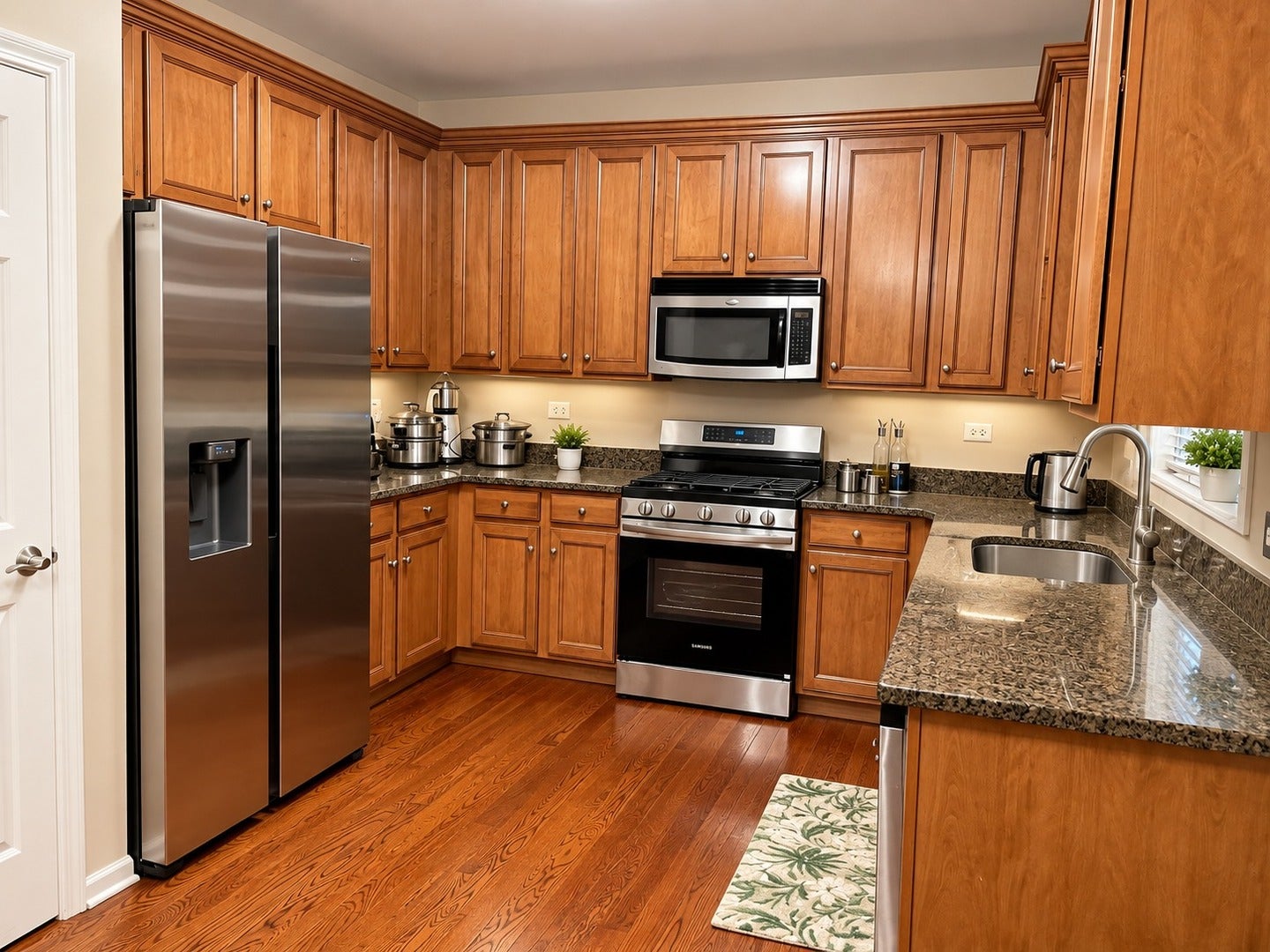 3374 Bradbury Circle