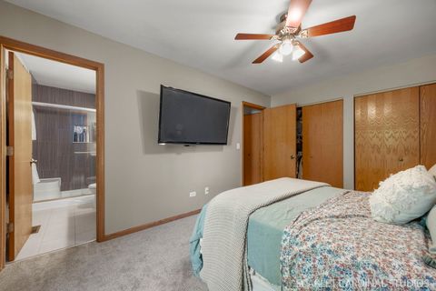Tiny photo for 2801 Crested Butte Trail, Plainfield, IL 60586 (MLS # 12491292)