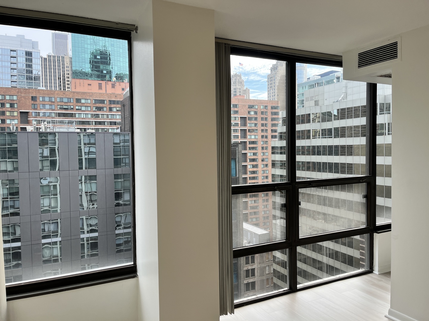 230 E Ontario Street 2104