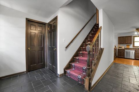 Tiny photo for 2604 Mill Creek Lane, Rolling Meadows, IL 60008 (MLS # 12472890)