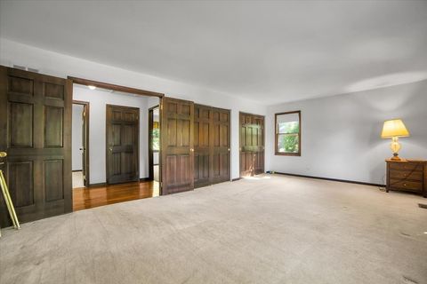 Tiny photo for 2604 Mill Creek Lane, Rolling Meadows, IL 60008 (MLS # 12472890)