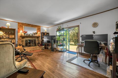 Tiny photo for 2604 Mill Creek Lane, Rolling Meadows, IL 60008 (MLS # 12472890)