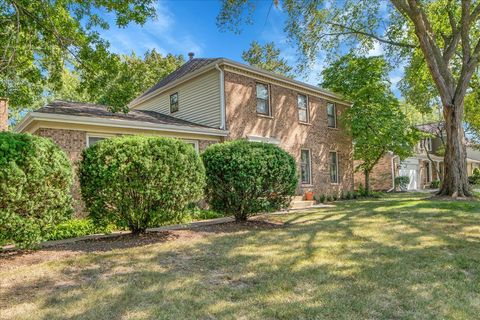 Tiny photo for 2604 Mill Creek Lane, Rolling Meadows, IL 60008 (MLS # 12472890)