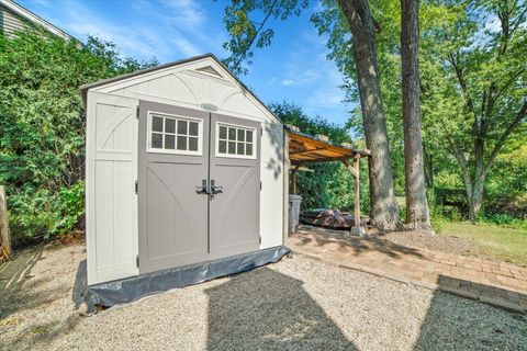 Tiny photo for 2604 Mill Creek Lane, Rolling Meadows, IL 60008 (MLS # 12472890)