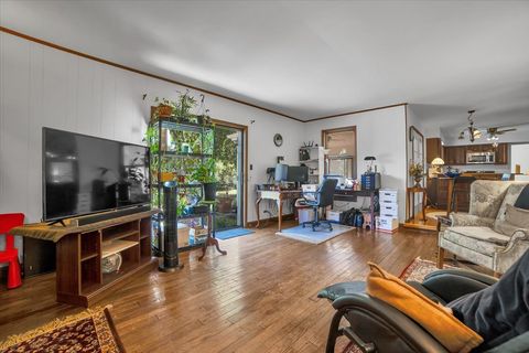 Tiny photo for 2604 Mill Creek Lane, Rolling Meadows, IL 60008 (MLS # 12472890)