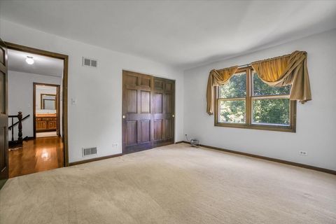 Tiny photo for 2604 Mill Creek Lane, Rolling Meadows, IL 60008 (MLS # 12472890)