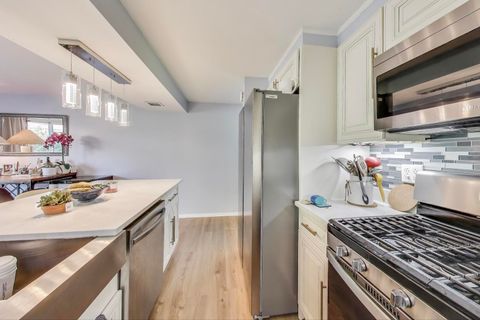 Tiny photo for 270 Crestwood Village, Northfield, IL 60093 (MLS # 12476152)