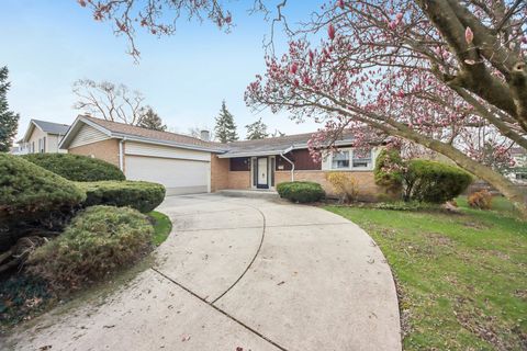 Photo of 817 Belair Drive, Darien, IL 60561 (MLS # 12615237)