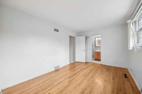 Tiny photo for 817 Belair Drive, Darien, IL 60561 (MLS # 12615237)