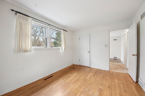 Tiny photo for 817 Belair Drive, Darien, IL 60561 (MLS # 12615237)