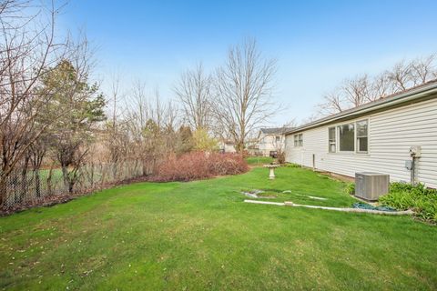Tiny photo for 817 Belair Drive, Darien, IL 60561 (MLS # 12615237)
