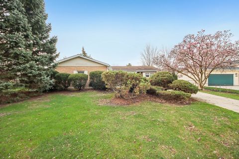 Tiny photo for 817 Belair Drive, Darien, IL 60561 (MLS # 12615237)