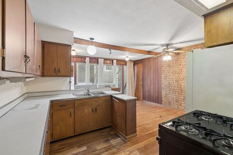Tiny photo for 4134 Rose Avenue, Western Springs, IL 60558 (MLS # 12631533)