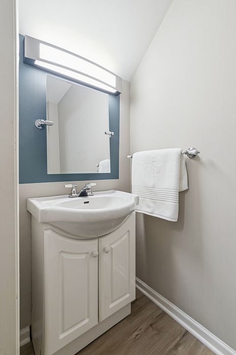 Tiny photo for 23 Cour Versaille Court #23, Palos Hills, IL 60465 (MLS # 12579505)