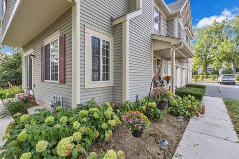 Tiny photo for 317 Windsor Court #A, South Elgin, IL 60177 (MLS # 12761161)