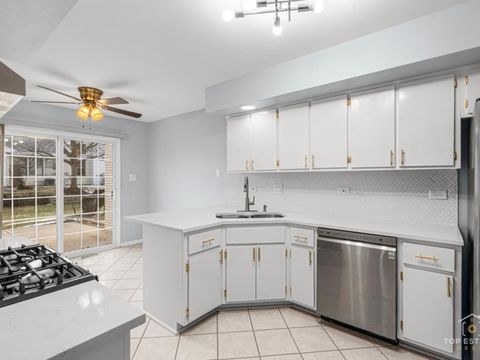 Tiny photo for 9939 CONSTITUTION Court, Orland Park, IL 60462 (MLS # 12542086)