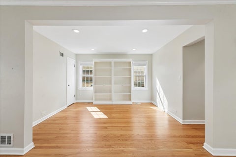 Tiny photo for 216 Richmond Street, Evanston, IL 60202 (MLS # 12754013)