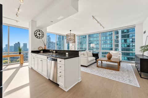 Tiny photo for 1201 S Prairie Avenue #1706, Chicago, IL 60605 (MLS # 12795365)