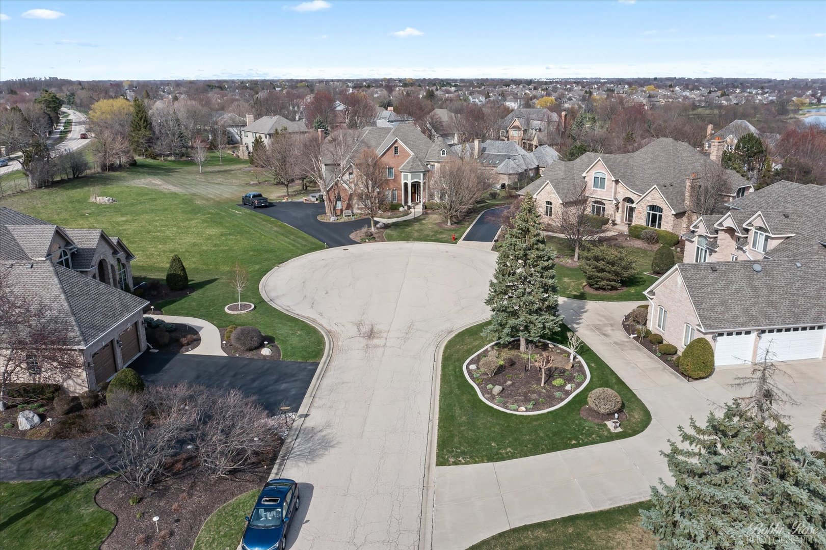 433 Ridge Court