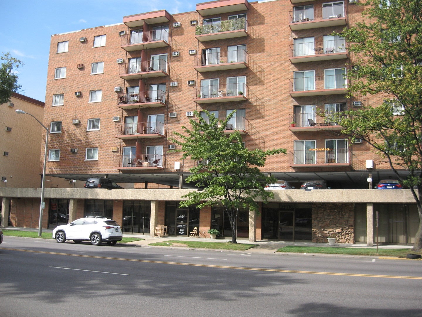 7830 W North Avenue 705