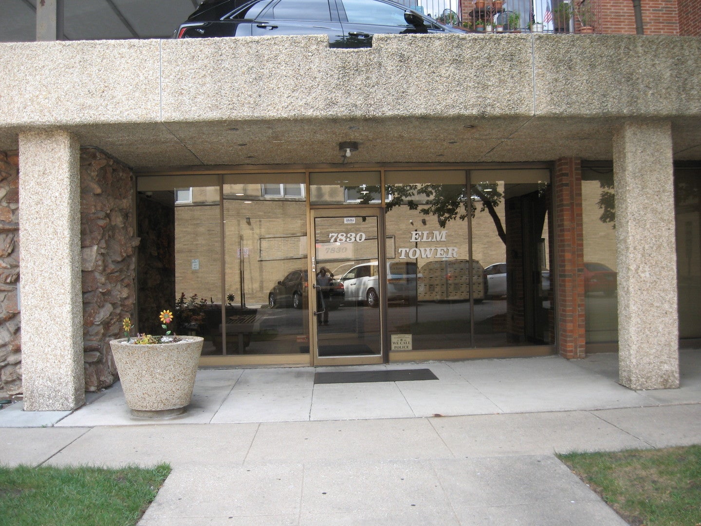 7830 W North Avenue 705