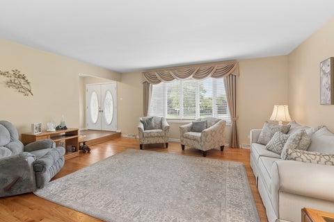 Tiny photo for 12001 W Lake View Drive, Orland Park, IL 60467 (MLS # 12751044)