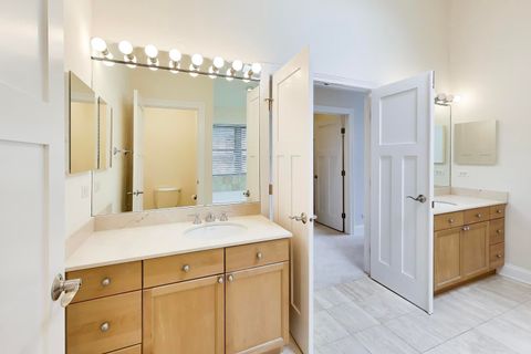 Tiny photo for 5721 N Jersey Avenue, Chicago, IL 60659 (MLS # 12585703)