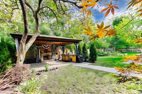 Tiny photo for 5721 N Jersey Avenue, Chicago, IL 60659 (MLS # 12585703)