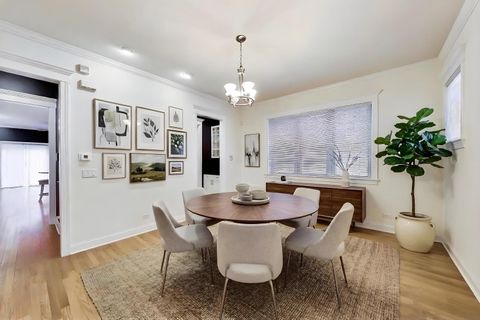 Tiny photo for 5721 N Jersey Avenue, Chicago, IL 60659 (MLS # 12585703)