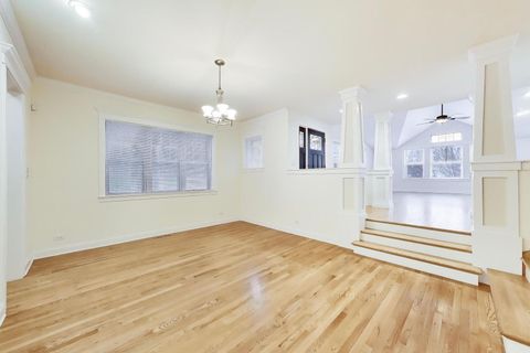 Tiny photo for 5721 N Jersey Avenue, Chicago, IL 60659 (MLS # 12585703)