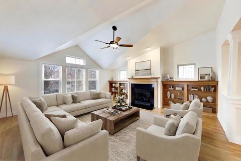 Tiny photo for 5721 N Jersey Avenue, Chicago, IL 60659 (MLS # 12585703)