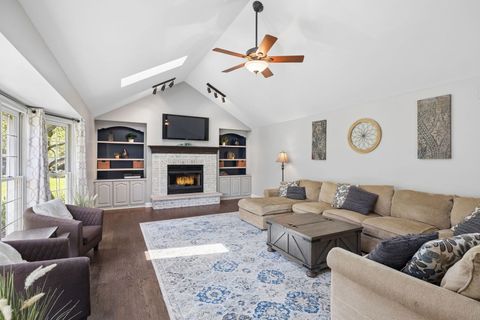 Tiny photo for 2624 Wendy Drive, Naperville, IL 60565 (MLS # 12643446)