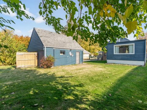 Tiny photo for 17816 Commercial Avenue, Lansing, IL 60438 (MLS # 12551927)