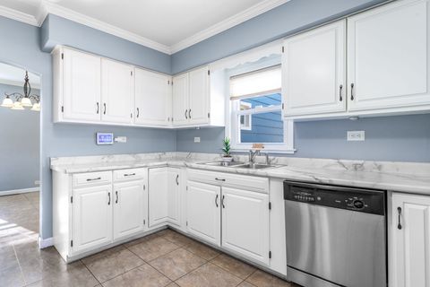 Tiny photo for 17816 Commercial Avenue, Lansing, IL 60438 (MLS # 12551927)