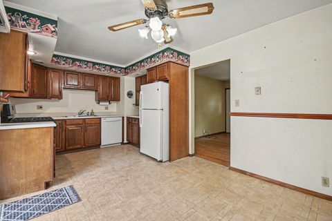Tiny photo for 331 E Dresser Road, DeKalb, IL 60115 (MLS # 12651276)