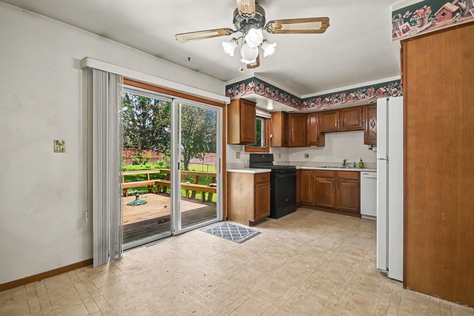 331 E Dresser Road