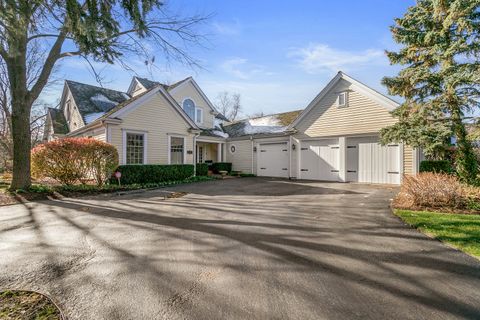 Tiny photo for 1835 W North Pond Lane, Lake Forest, IL 60045 (MLS # 12515102)