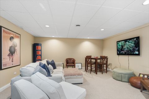 Tiny photo for 1835 W North Pond Lane, Lake Forest, IL 60045 (MLS # 12515102)