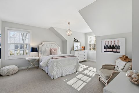 Tiny photo for 1835 W North Pond Lane, Lake Forest, IL 60045 (MLS # 12515102)