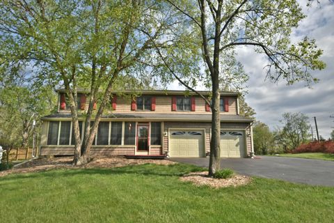 Photo of 6N264 Weber Drive, St. Charles, IL 60174 (MLS # 12542961)