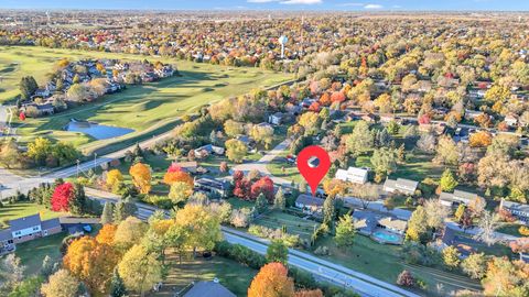 Tiny photo for 1405 Surrey Lane, Algonquin, IL 60102 (MLS # 12521489)