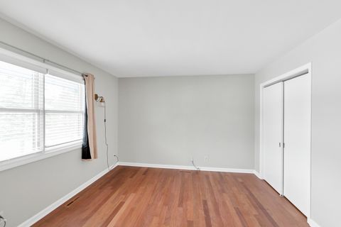 Tiny photo for 1405 Surrey Lane, Algonquin, IL 60102 (MLS # 12521489)