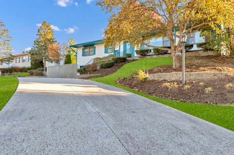 Tiny photo for 1405 Surrey Lane, Algonquin, IL 60102 (MLS # 12521489)