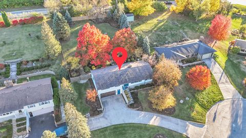 Tiny photo for 1405 Surrey Lane, Algonquin, IL 60102 (MLS # 12521489)