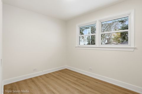 Tiny photo for 6135 Birmingham Street, Chicago Ridge, IL 60415 (MLS # 12558399)