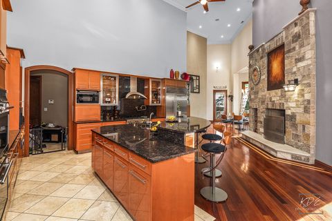 Tiny photo for 904 S Edgewood Lane, Mount Prospect, IL 60056 (MLS # 12488478)