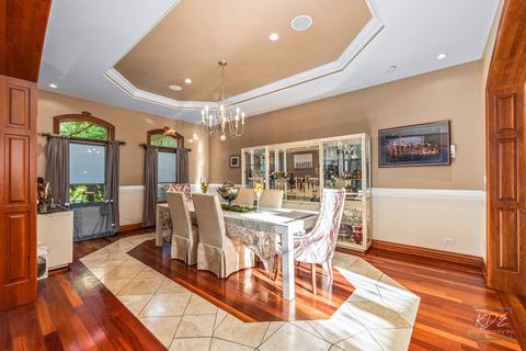 Tiny photo for 904 S Edgewood Lane, Mount Prospect, IL 60056 (MLS # 12488478)