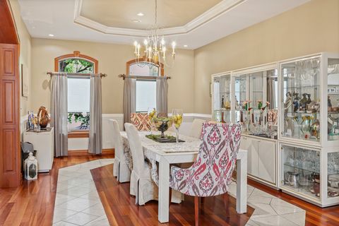 Tiny photo for 904 S Edgewood Lane, Mount Prospect, IL 60056 (MLS # 12488478)
