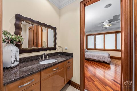Tiny photo for 904 S Edgewood Lane, Mount Prospect, IL 60056 (MLS # 12488478)