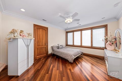Tiny photo for 904 S Edgewood Lane, Mount Prospect, IL 60056 (MLS # 12488478)